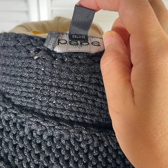 Bebe,Women's Cable-Knit Sweater color:Black, with lurex, size:M. Batwing sleeves - Picture 9 of 9